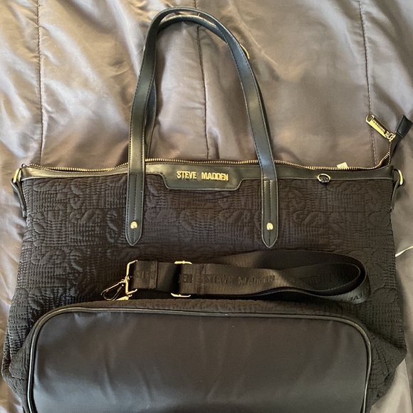 Steve Madden Travel Bag! - Picture 5 of 5